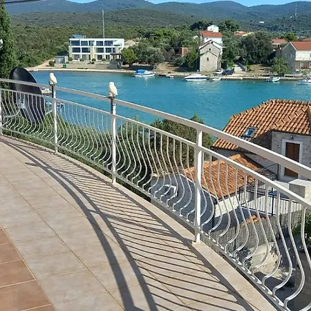 Blue Lagoon 公寓 Lovište